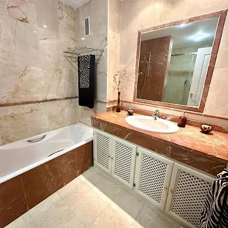 En Hacienda Del Sol A 300 Metros De Playa Appartement Estepona